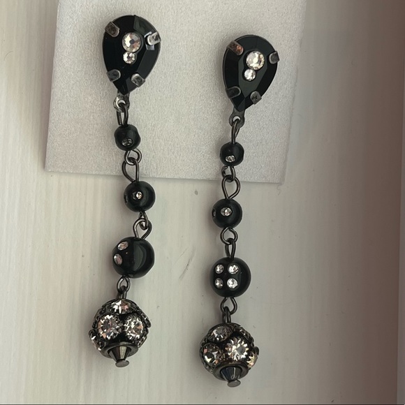 Black Soirée Dangle Drop Fashion Earrings - Picture 5 of 12